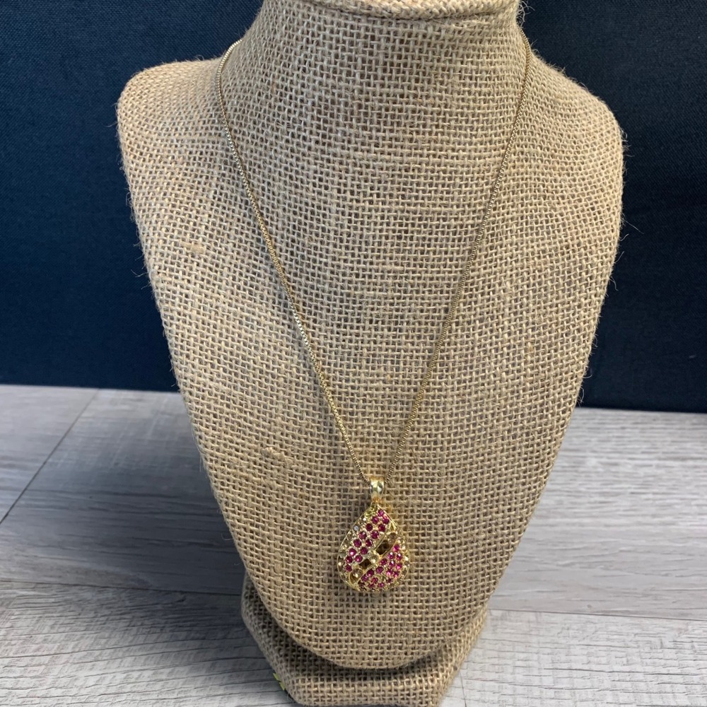 Gold Tone Pink Amber Rhinestone Teardrop Pendant Box Chain Necklace 18 Inch